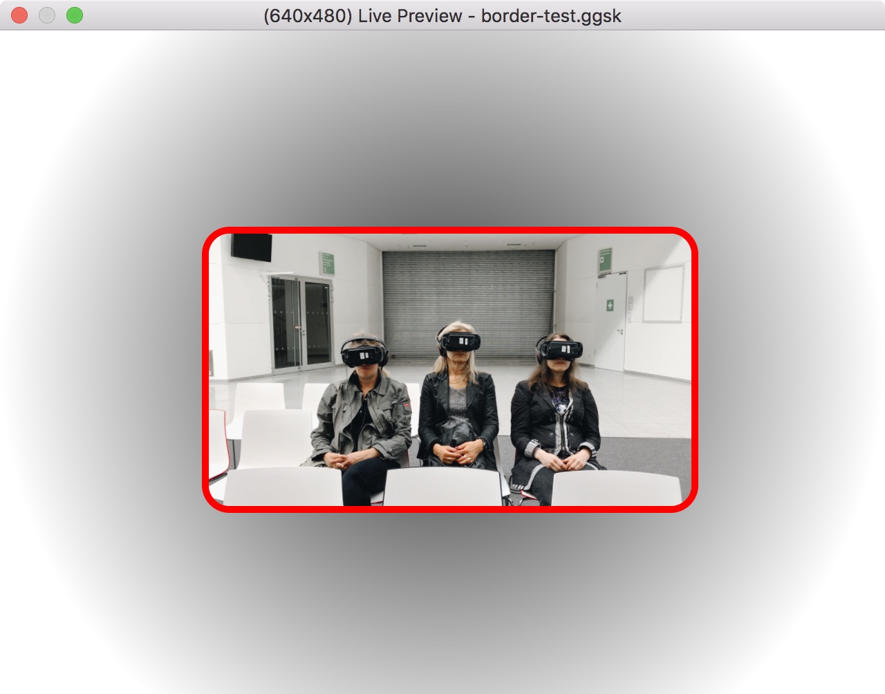 Image element with a red border